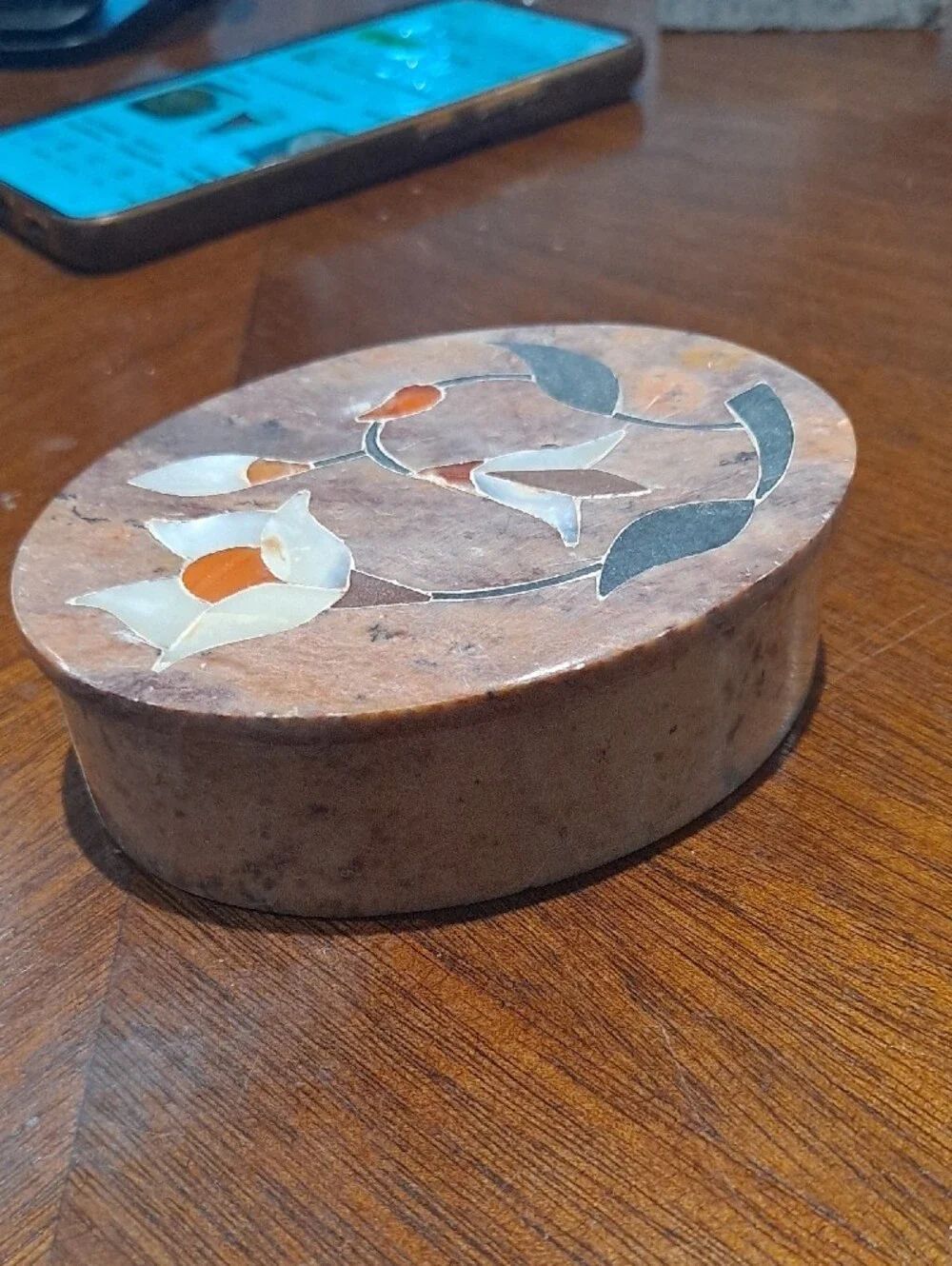 N/A elegant oval